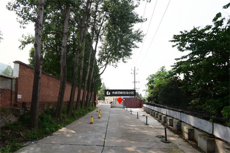 急售证满两年隆腾花园3室2厅1卫94m2